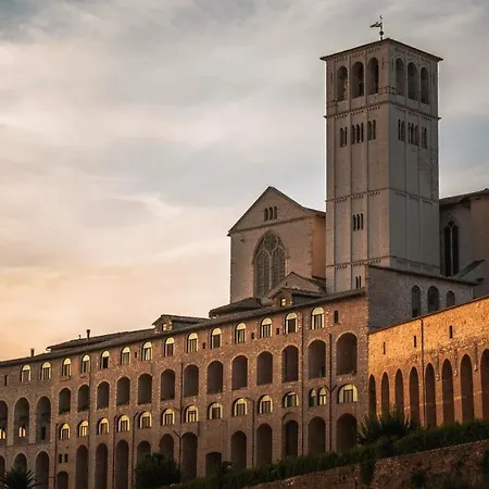 Ogni Finestra E Un Quadro - Ad Apartment Assisi